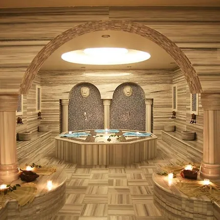 Villa Townhouse With Bath And Fireplace